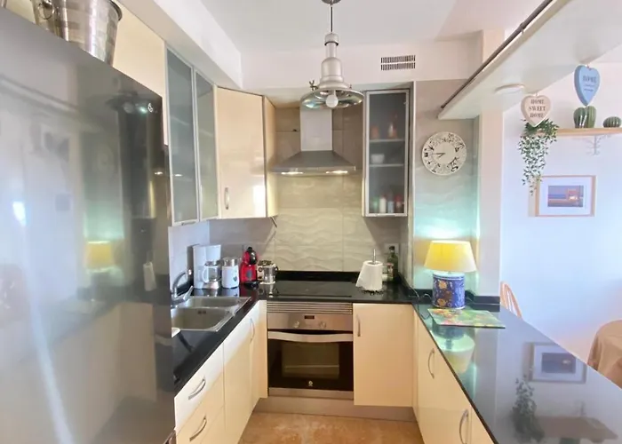Dream View - 2 Bedroom With Terrace Apartment